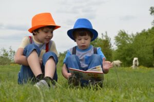 Jak radzić sobie z uczuciem winy jako rodzic: samoakceptacja i zrównoważony styl wychowania